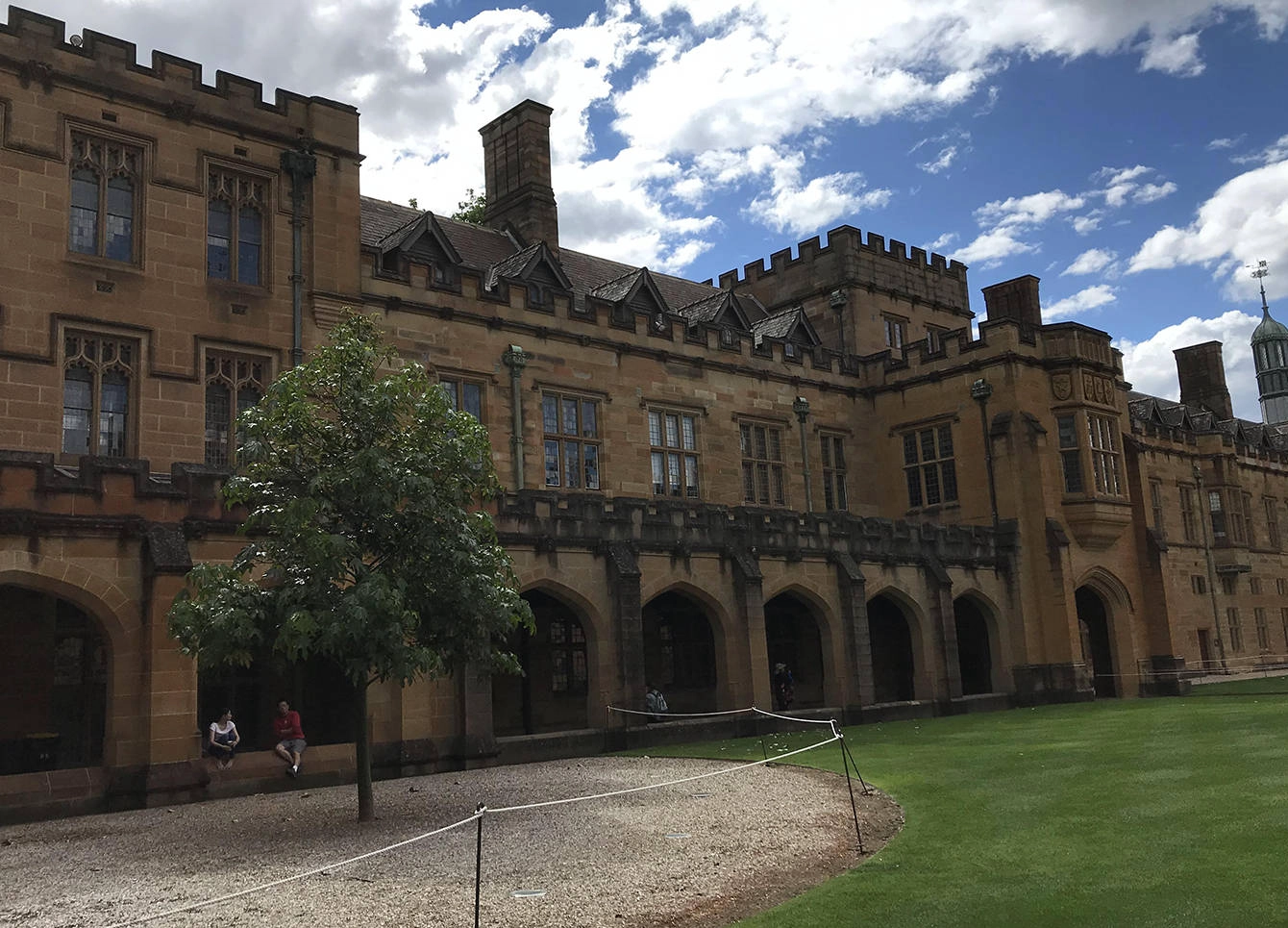 澳大利亚维多利亚大学